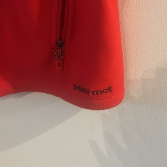 Marmot Red Zip-Up Vest - Picture 4 of 9